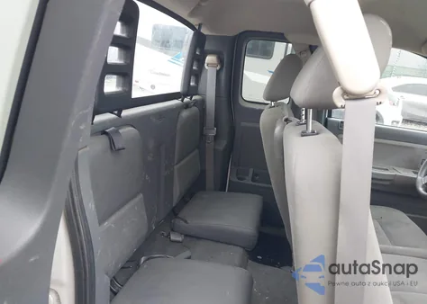 2006 Dodge Dakota Slt z USA, uszkodzony, nr VIN 1D7HW42K26S643833